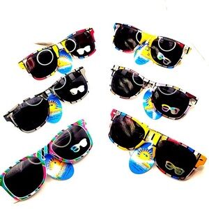 ARTISTIC ABSTRACT-PRINT COLORFUL SQUARE PATTERN HORN-RIMMED UNISEX SUNGLASSES